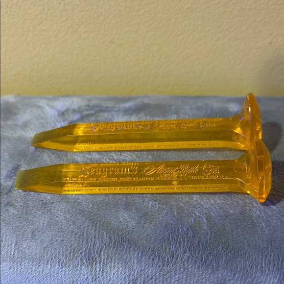 Seagrams Ancient Bottle Gin Railroad Tie Stirrers - Picture 2 of 5